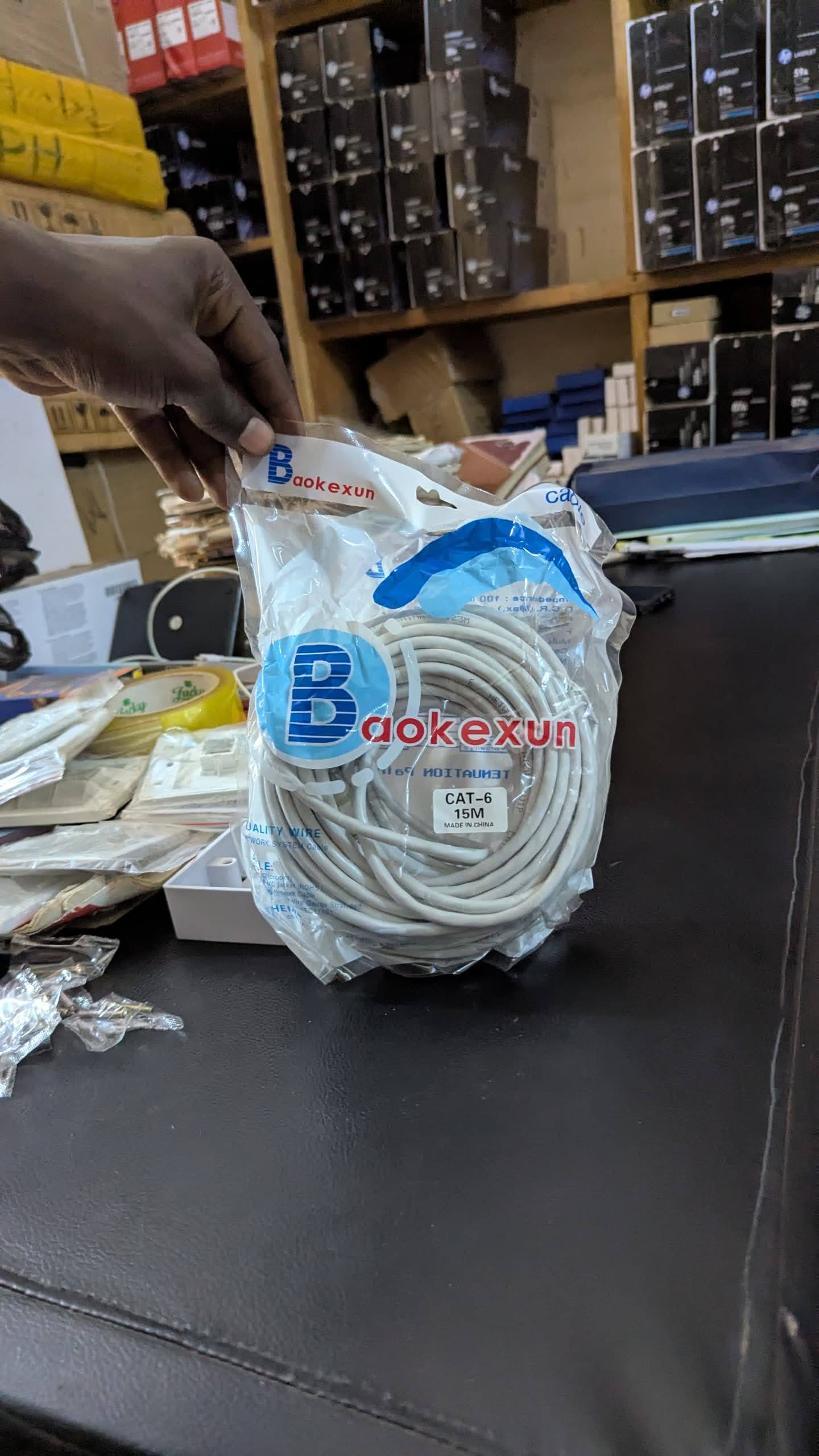 Câble réseau Cat6 15M